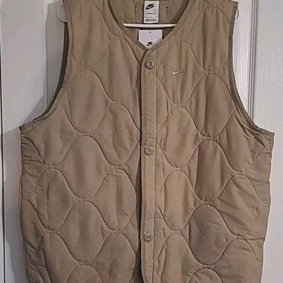 Nike Therma-FIT Military Insulated Men's Size Small Khaki Vest DX0890-247 New - Picture 1 of 6